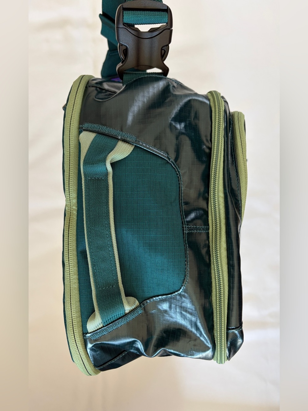 Patagonia Black Hole 26L Mini MLC Carryon Backpack 49265 Dark Borealis Green - Picture 6 of 15